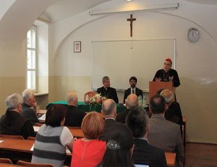 2014-05-28-naslovna-hmi