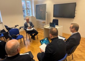 8f12ef97-4051-4919-9aa8-19fe10d2b3af