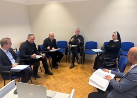 9f955c59-c944-4928-a7d7-30abc2b42c6a