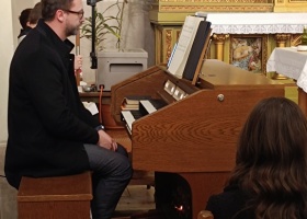 11.a-Euharistija-mo-Hibser