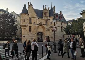 KP-70.-Hotel-de-Sens