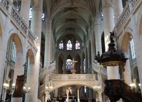 KP-9.-St-Etienne-du-Mont-unutra