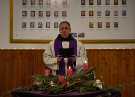 221205-Paljenje-druge-svijece-KBF-10