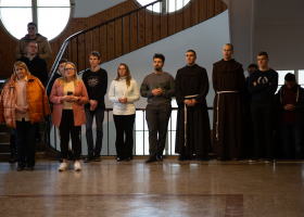 221128-Paljenje-prve-svijece-KBF-4