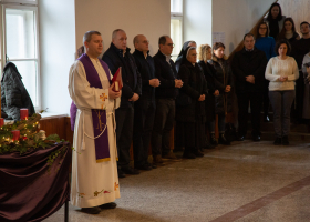 221128-Paljenje-prve-svijece-KBF-5