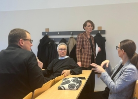 49657106-31a1-42fb-96ab-05f37a2fb0a8